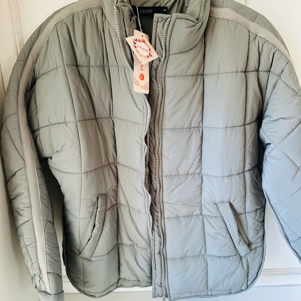 Women’s Dusty Green Lightweight Puffer Jacket
